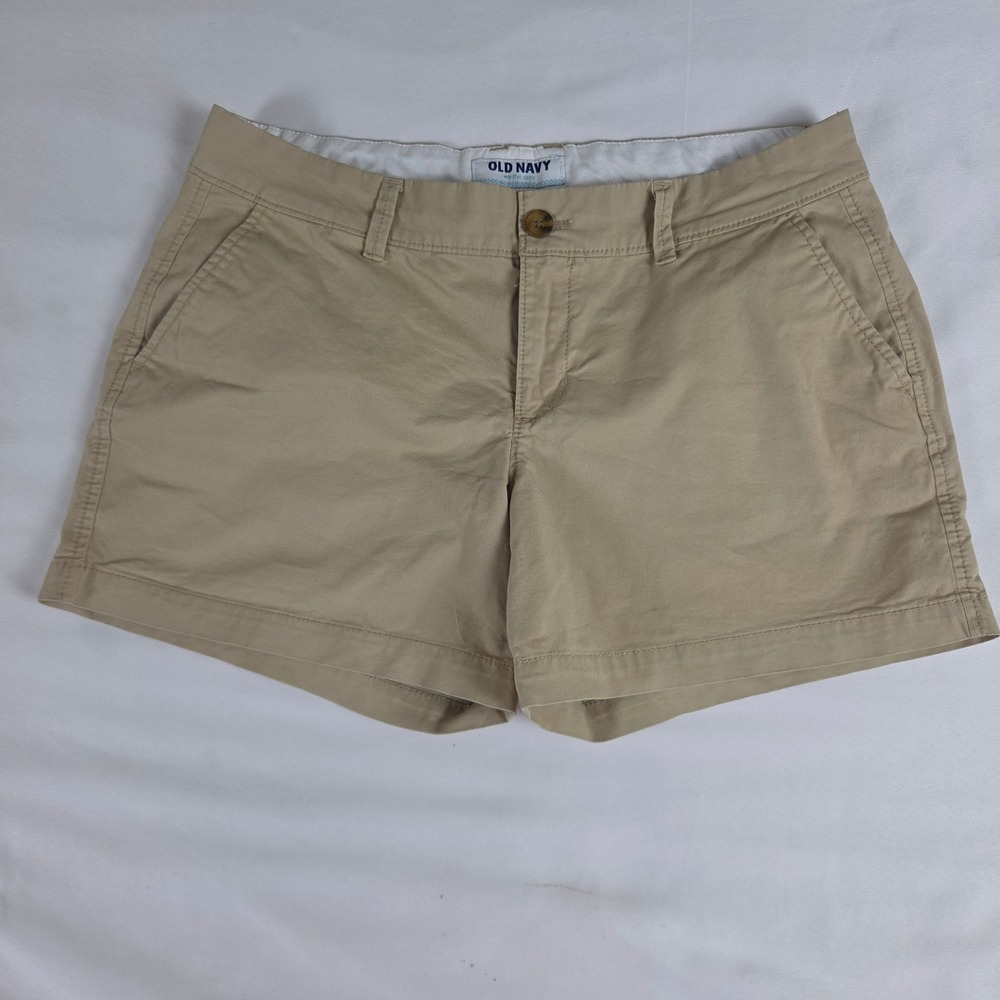 Old Navy tan Chino Shorts Women's Size 6